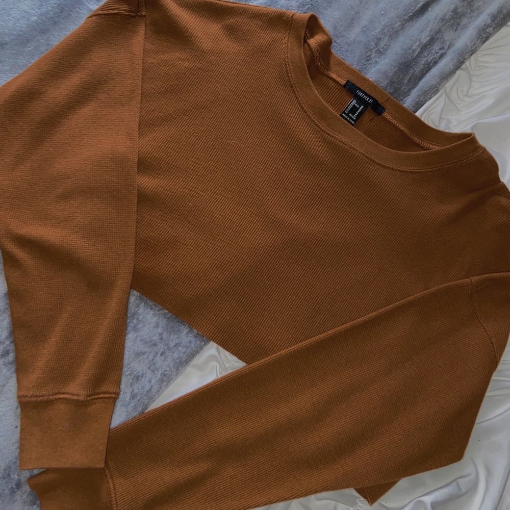 Forever21 Cropped long sleeve 👋🏽